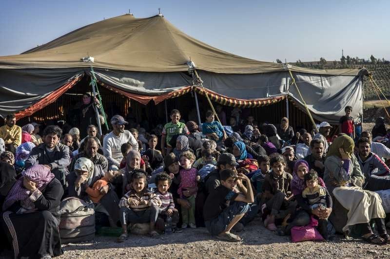 UN: Nearly 50,000 stranded at Syria-Jordan border
