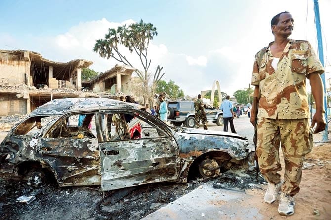 Somalia worst-ever attack: Twin car bomb blasts rock Mogadishu
