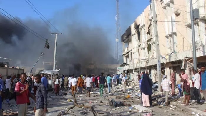 Truck bomb in Mogadishu kills at least 189 people