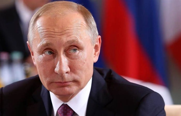 Russia tightens stranglehold on foreign media with more repressive legislation