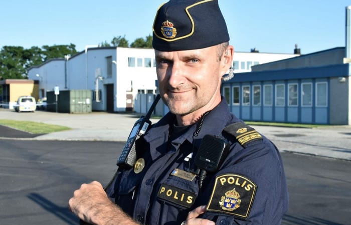 How Sweden’s jogging policemen became international news