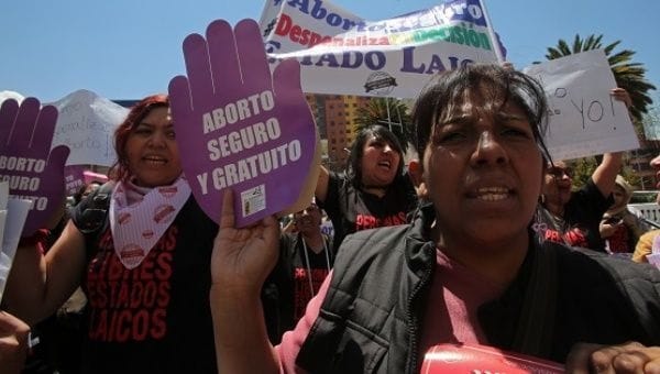 Bolivia: Lawmakers vote to ease right abortion restrictions
