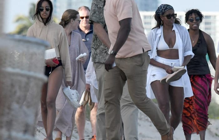 Michelle Obama, Malia enjoy Saturday on Miami Beach