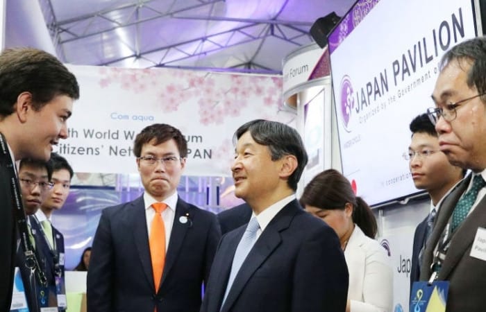 Naruhito meets students at World Water Forum in Brazil