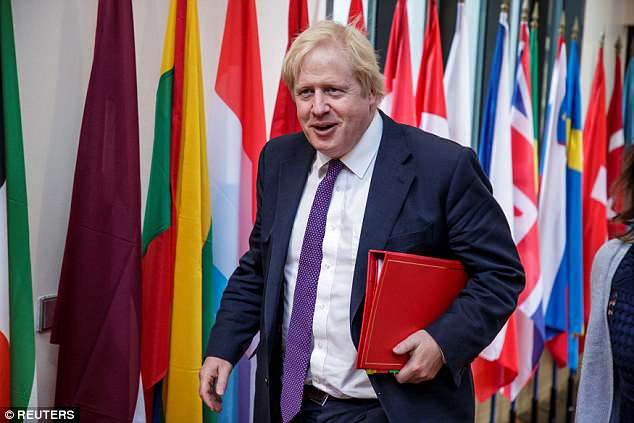 Boris Johnson to make first visit by British foreign secretary to Argentina for 25 years