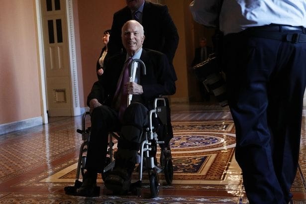 Senator John McCain discontinuing brain cancer treatment
