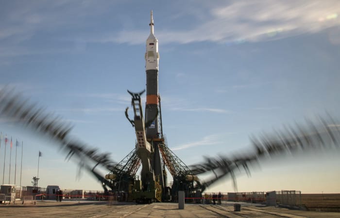 Russian, American astronauts escape malfunctioning Soyuz rocket