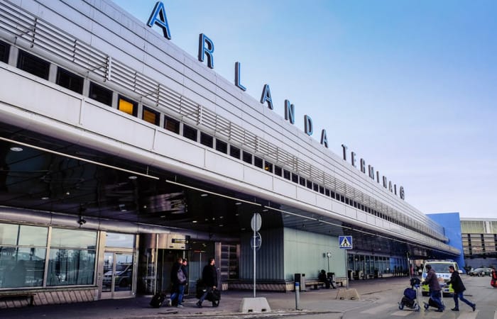 Sweden: Plane hits wall at Stockholm Arlanda Airport