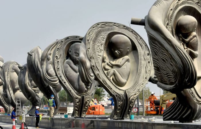 Damien Hirst delivers controversy with giant uterus sculptures at Qatar hospital