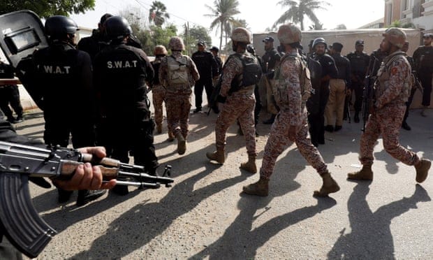 China consulate attack leaves four dead in Karachi