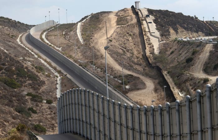 Pentagon authorises $1bn transfer for US-Mexico border wall