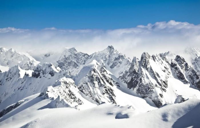 Four missing after being buried by avalanche in Swiss Alps