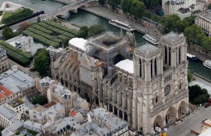 No Christmas Mass at Notre Dame for the first time since the 1790s