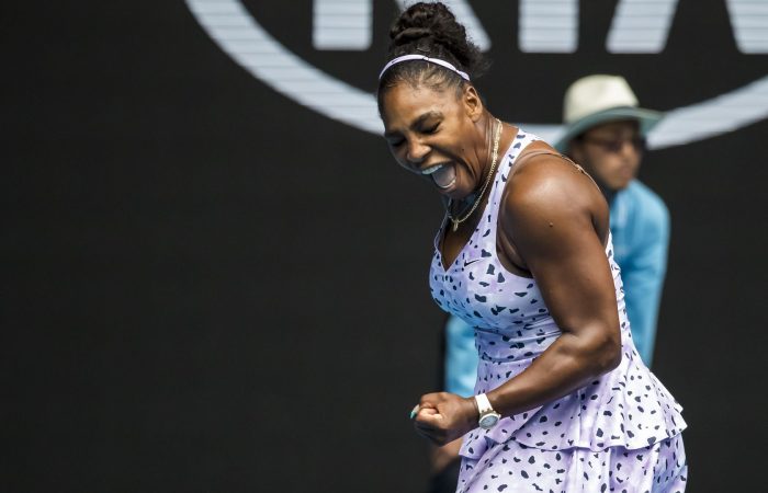 Serena Williams in shock Australian Open third round exit