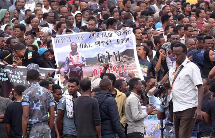 Funeral held for slain Ethiopian singer