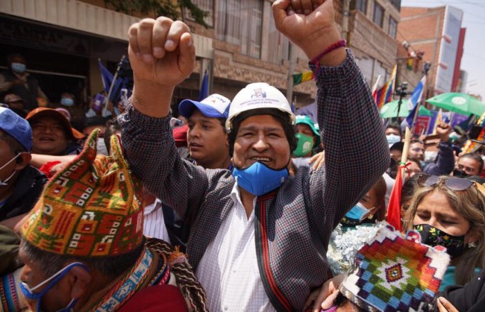 Evo Morales returned to Bolivia, welcomed by huge crowds