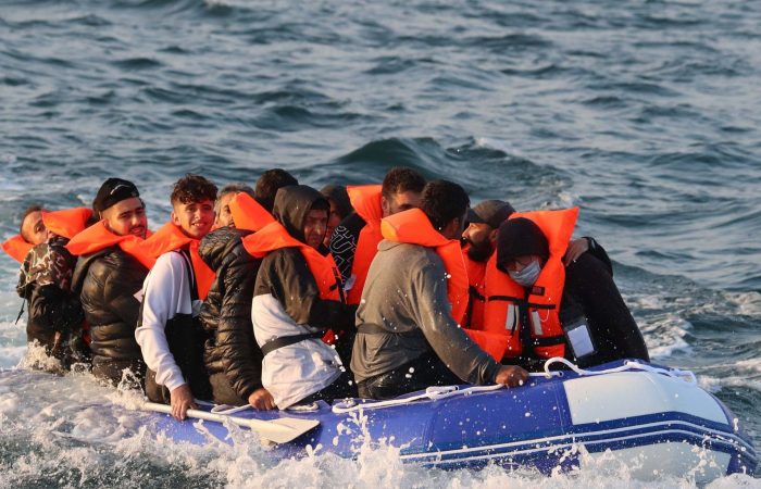 20 migrants die as boat sinks off Tunisian coast