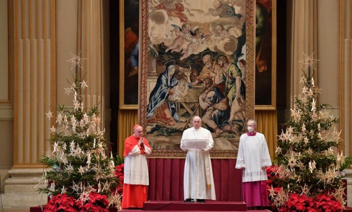 Pope Francis delivers Christmas Day message amid health restrictions