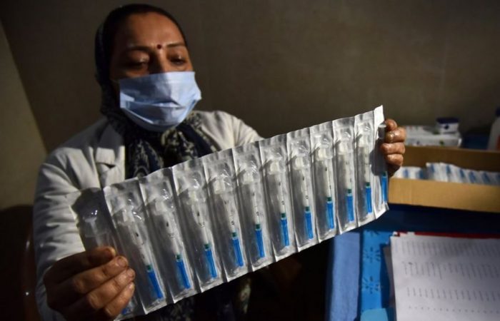 India approves AstraZeneca and local COVID vaccines