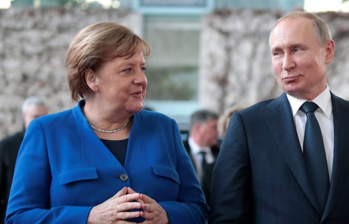 Putin accuses Ukraine of provocations in phone call with Merkel: Kremlin