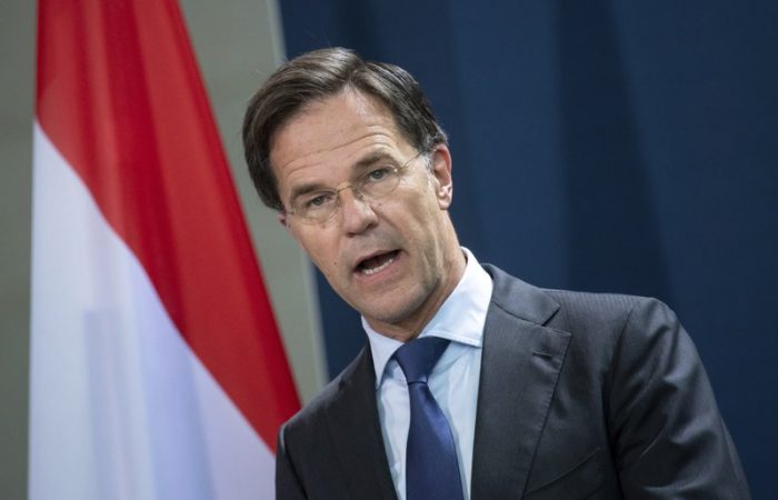 Dutch PM faces no-confidence vote over backroom dealing