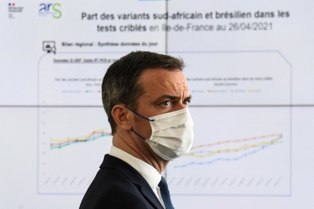 France can ‘turn the page’ on Covid crisis by November, says health minister