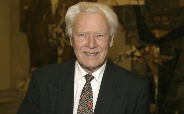 Former Danish prime minister Schlüter dies aged 92