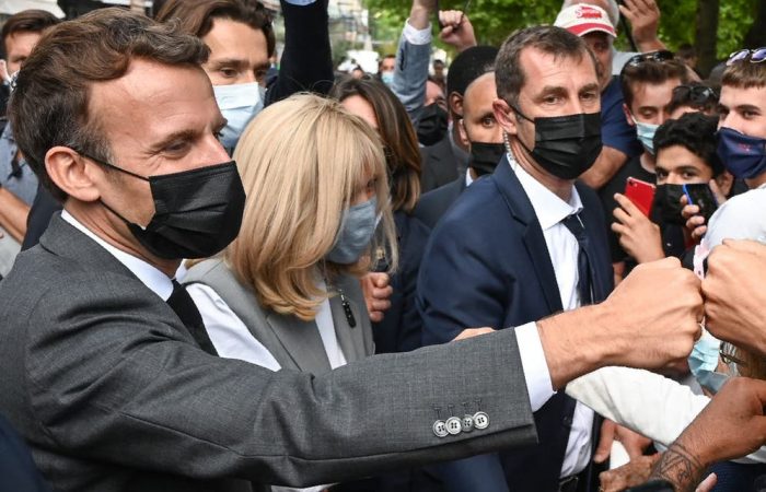 Man who slapped Macron faces up to three years in jail in court hearing