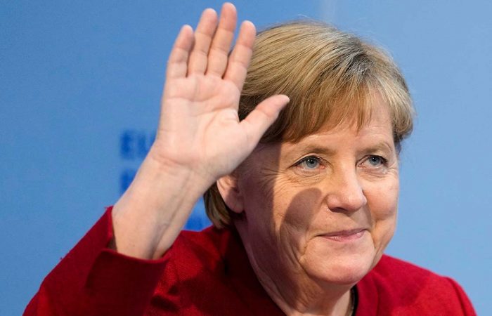 Angela Merkel turns down UN job offer