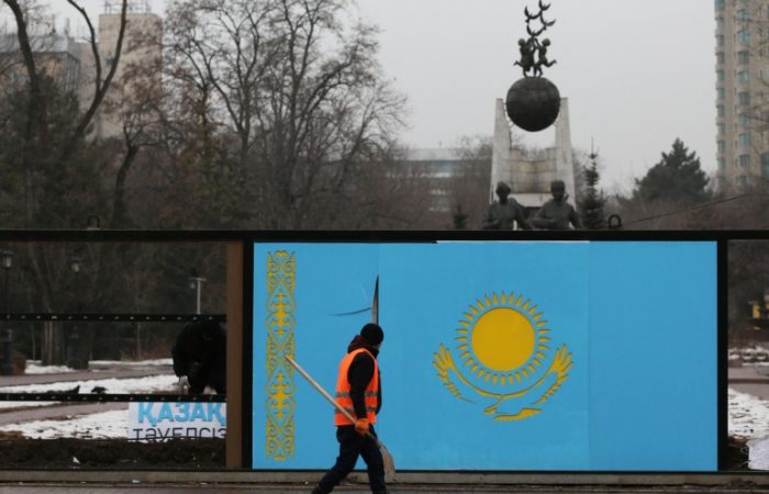 Chinese premier congratulates Kazakh PM on assuming office