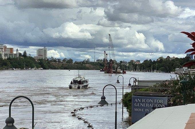 Heavy rains flood eastern Australia, killing seven