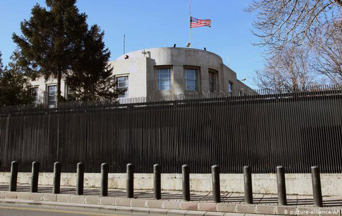 Turkey temporarily closes US diplomatic missions