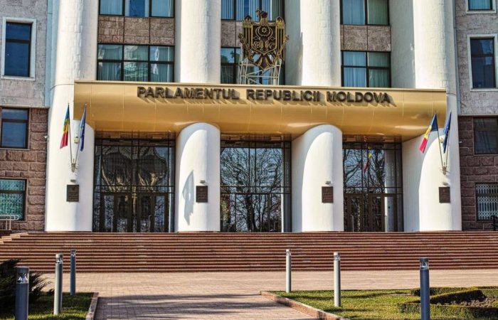 The Socialist Party of Moldova boycotts the Parliament session