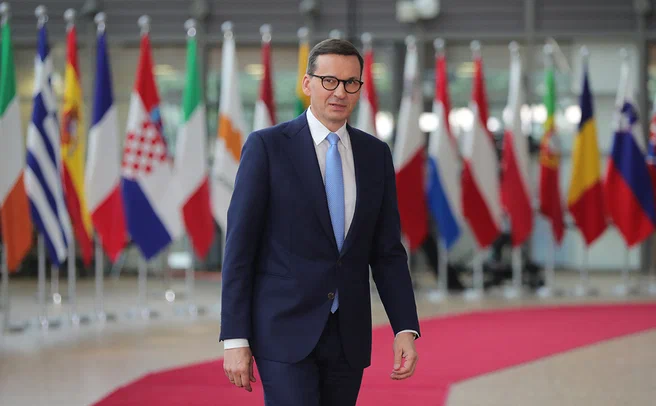 Poland’s prime minister called for a ban on third countries buying oil from Russia