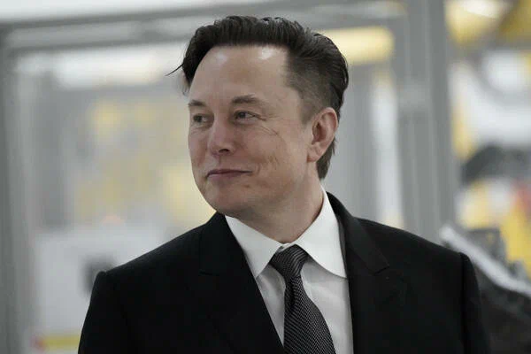 Tesla CEO Elon Musk says US economy is in recession