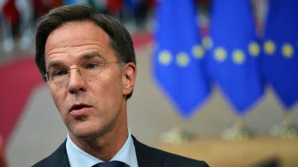 Dutch prime minister caught in scandal over old Nokia phone