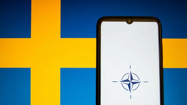Sweden’s ruling party decides to apply for NATO membership