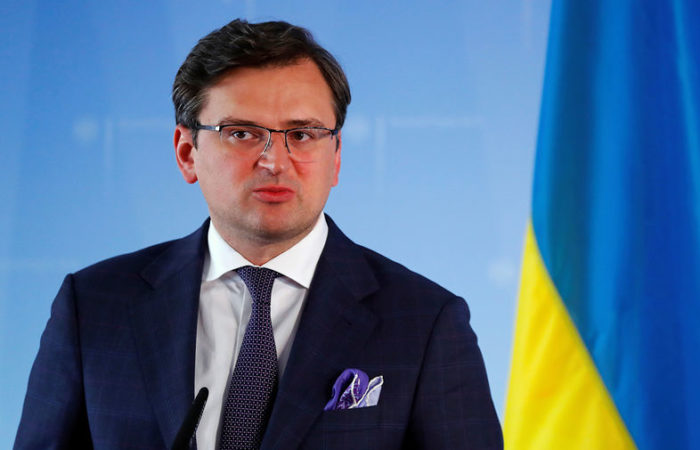Foreign Minister of Ukraine Kuleba, emotionally could not restrain himself during a meeting with the Minister of Defense of Germany
