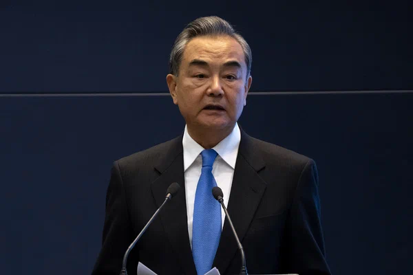 Chinese Foreign Minister Wang Yi proposes to start the process of expanding the BRICS group