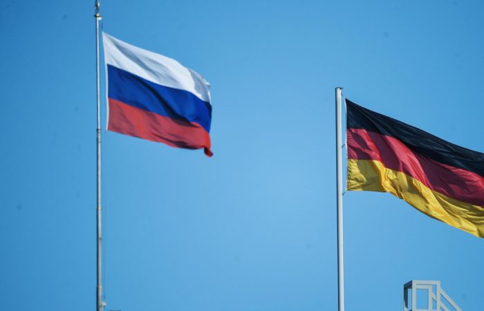Germany secretly turned to Russia on the issue of Ukraine, writes FP