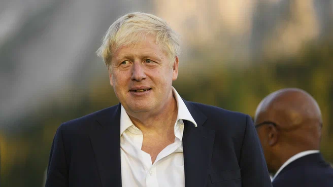 Boris Johnson will look closely at Scottish referendum announcements