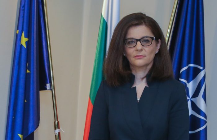 Bulgarian foreign minister resigns
