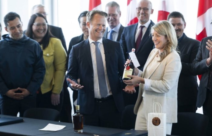 Canada and Denmark settle territorial dispute