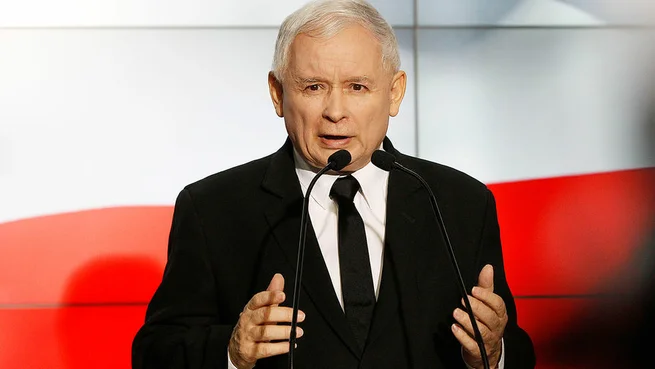 The motorcade of the leader of the ruling party in Poland, Kaczynski, was pelted with eggs