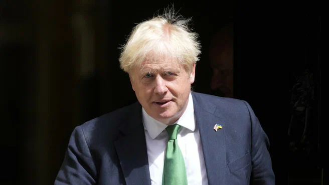 Johnson does not want to quit and intends to fight for the post of leader of the Conservatives