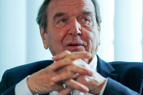 Berlin court confirms receipt of lawsuit from ex-Chancellor of Germany Schroeder against German Bundestag