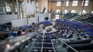 The Bundestag urged the Germans to protest against anti-Russian sanctions