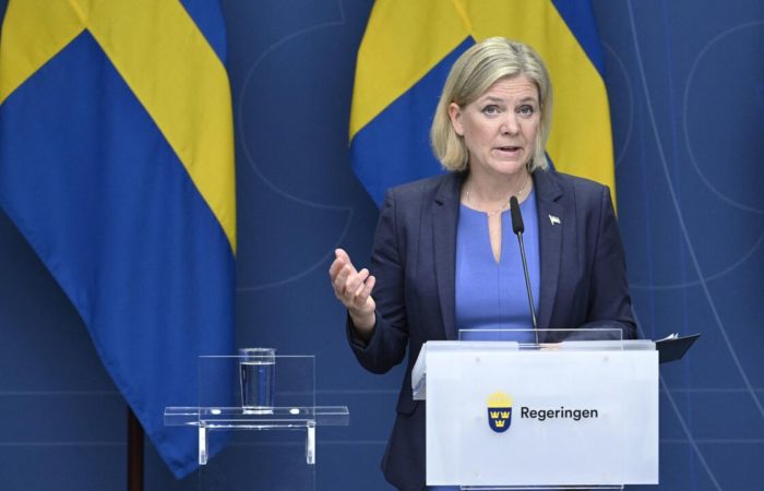 Swedish prime minister resigns