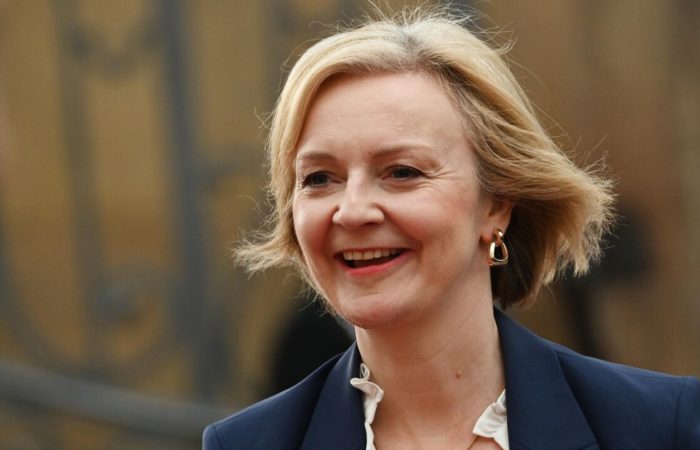 Liz Truss wants to “bypass” the head of the Ministry of Internal Affairs in the migration issue, media reported.