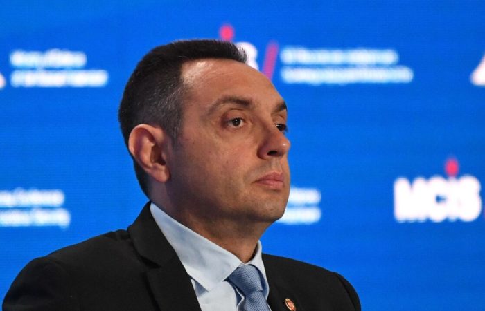 The head of the Serbian Interior Ministry announced the introduction of the “first package of sanctions” against Belgrade.